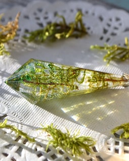 Moss fairy necklace pendant Green crystal Resin jewelry Forest Terrarium, her gift for friend, pressed flower Botanic Nature lover gift mom