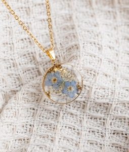 Forget Me Not Pendant Necklace, Pressed Real Flower Resin Jewerly, Miscarriage Gift, Memorial Gift for Her, Real Flower Gift for Her