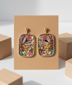 Pressed Flower Resin Earrings | Gold Botanical Dangle Jewelry | Unique Garden Statement | Gift for Her